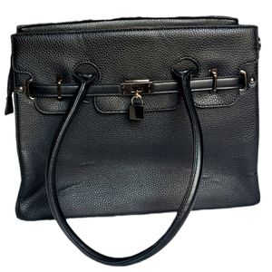 Black leather Handbags
